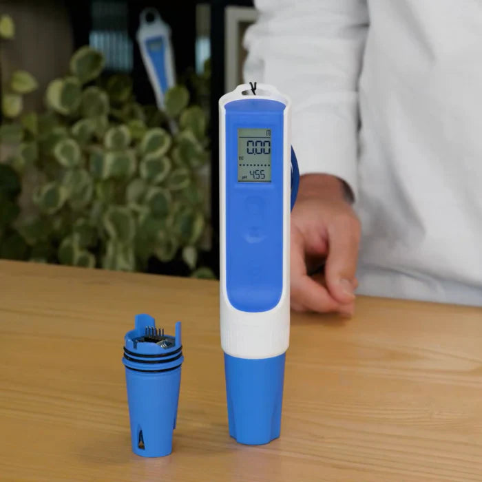 Bluelab OnePen 3-in-1 pH, EC & Temperature Meter for Nutrient Solutions